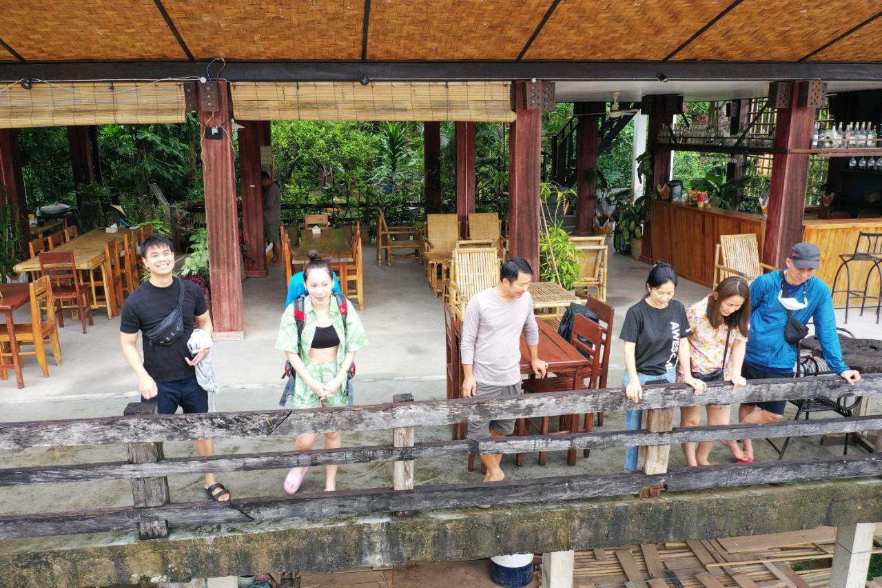 Ning Ning Guesthouse Muang Ngoi Экстерьер фото